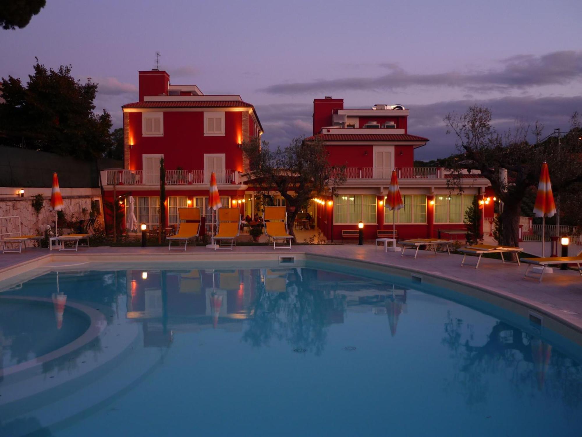 Tortoreto Il Parco Sul Mare Resort & Spa מתקנים תמונה