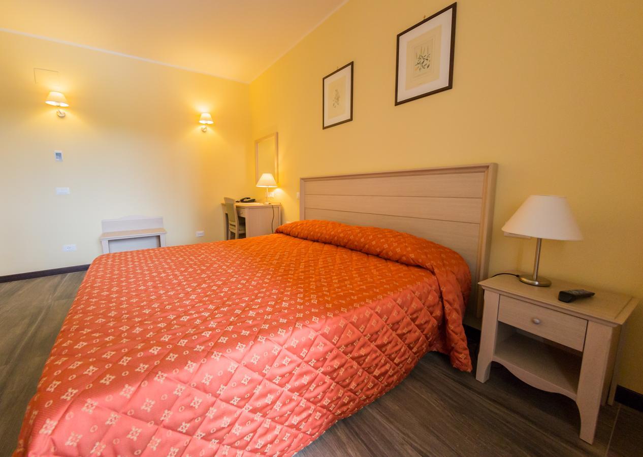 Tortoreto Il Parco Sul Mare Resort & Spa מראה חיצוני תמונה