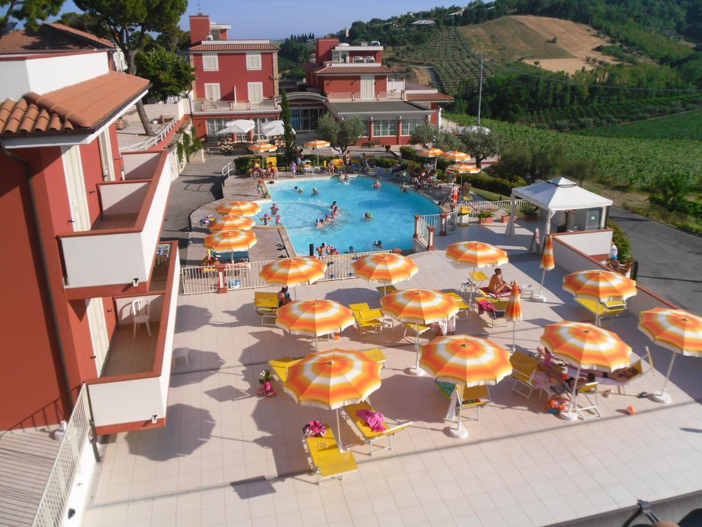 Tortoreto Il Parco Sul Mare Resort & Spa מראה חיצוני תמונה