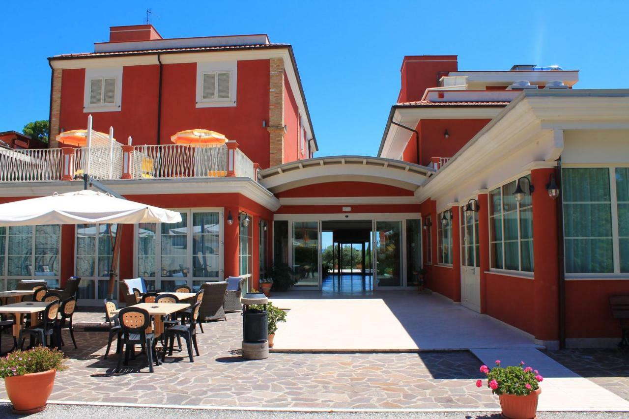 Tortoreto Il Parco Sul Mare Resort & Spa מראה חיצוני תמונה